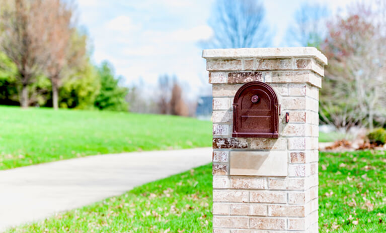 top tips for updating the look of your mailbox to enhance the look of your home’s exterior