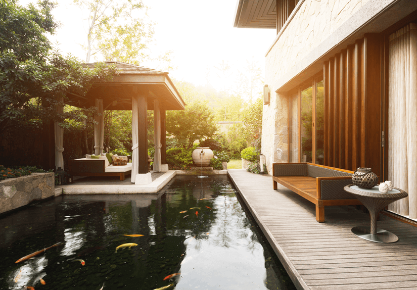 how to create a smooth transition between an indoor and outdoor space