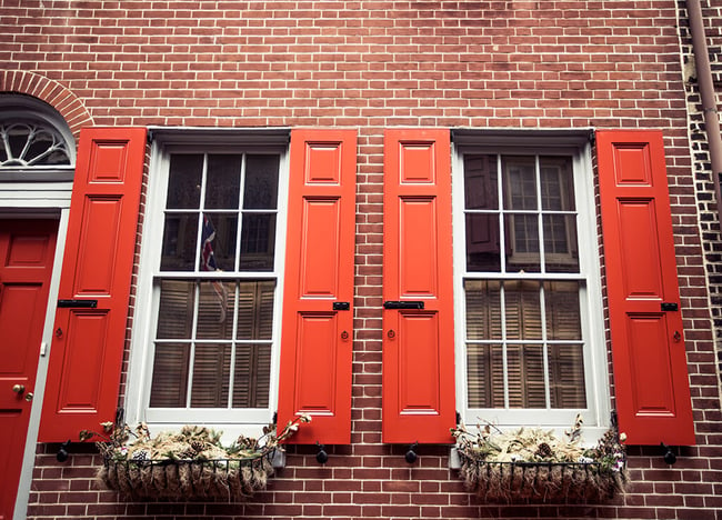 gallery-red-shutters-historical3
